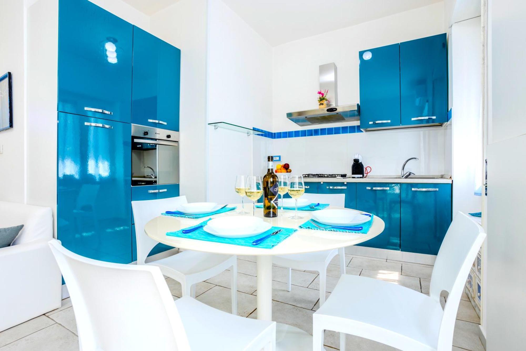 Ferienwohnung Hostly - Vittoria House - Near The Center With Private Parking Neapel Exterior foto